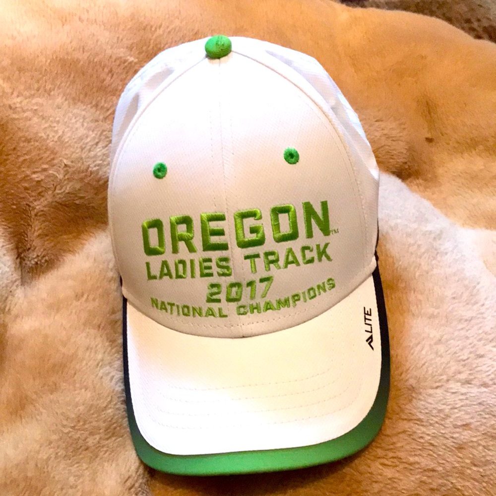 Oregon Ducks Ladies Track 2017 National Champions Ball Cap.